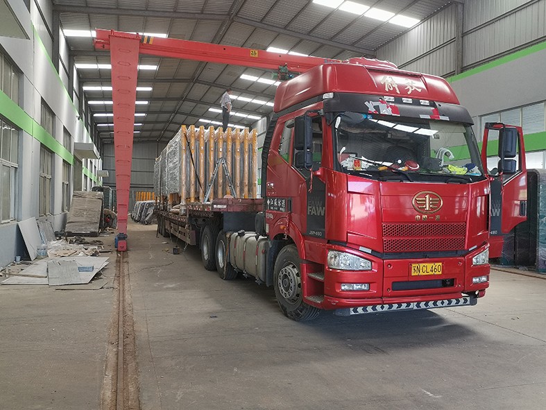 公交站臺發(fā)貨圖 公交站臺發(fā)貨圖