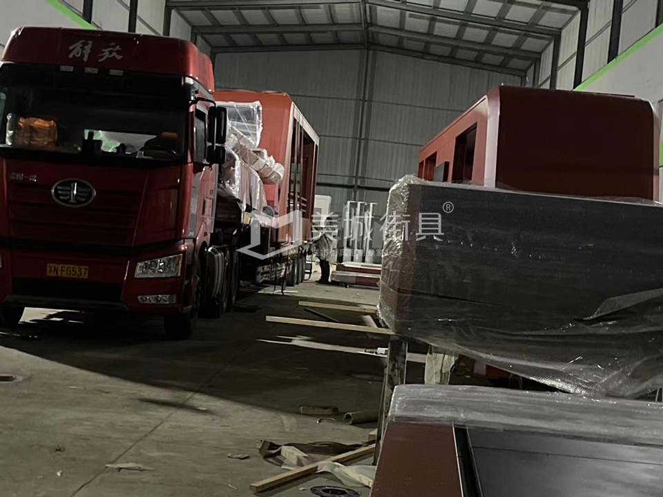 2022.10.6美城街具供應(yīng)忻州第二車、第三車候車亭發(fā)貨記錄